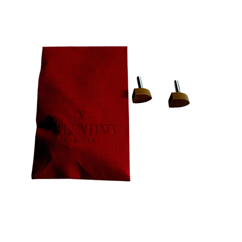 Valentino Tan shoe tip